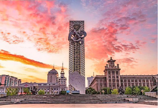 鞍山铁东90台老旧电梯焕新记：b体育用科技托起上下楼的幸福